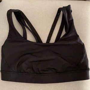Lululemon sports bra